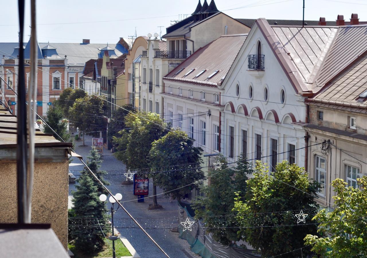 Panoramic View Top Floor Apartment In The City Center Μουκάτσεβο Εξωτερικό φωτογραφία