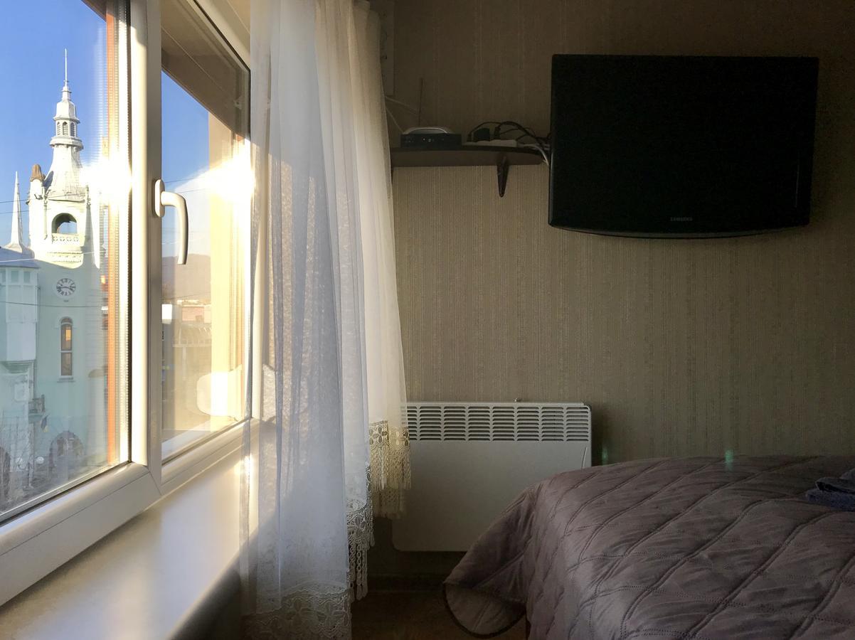 Panoramic View Top Floor Apartment In The City Center Μουκάτσεβο Εξωτερικό φωτογραφία